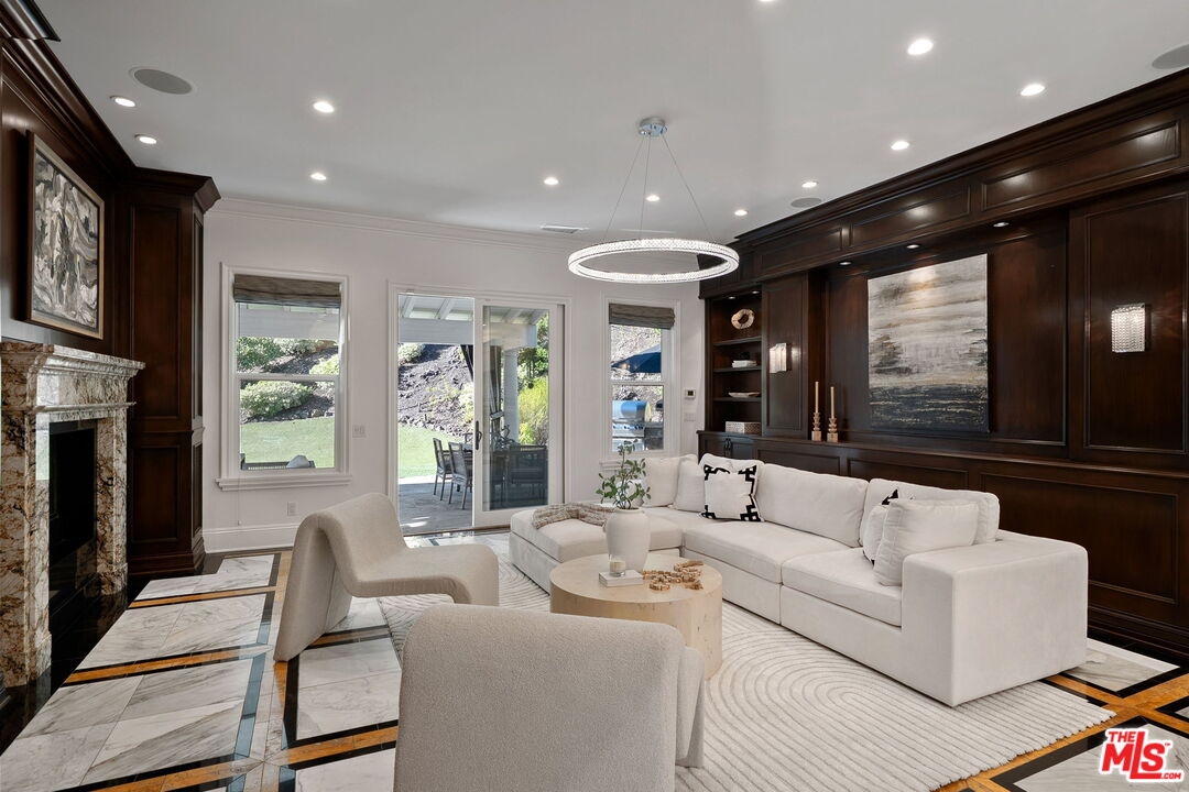 1416 Caitlyn Cir