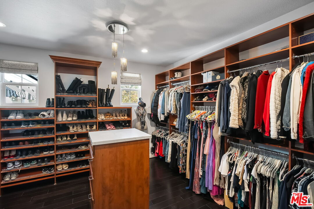 1416 Caitlyn Cir