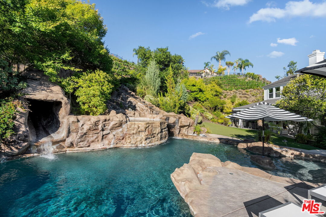 1416 Caitlyn Cir