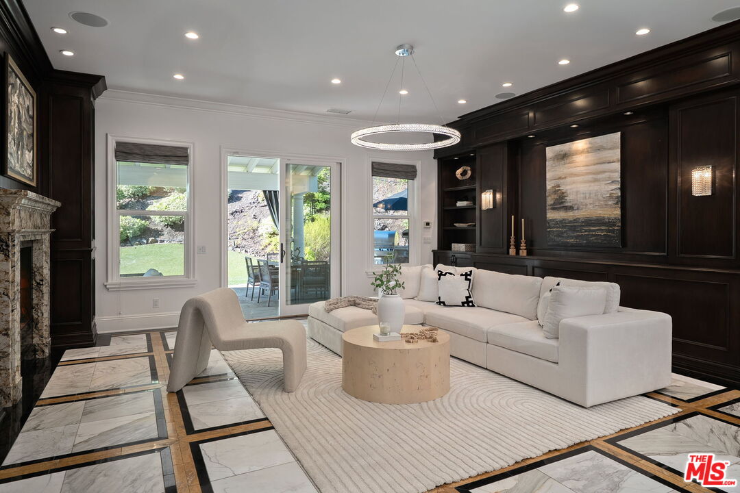 1416 Caitlyn Cir
