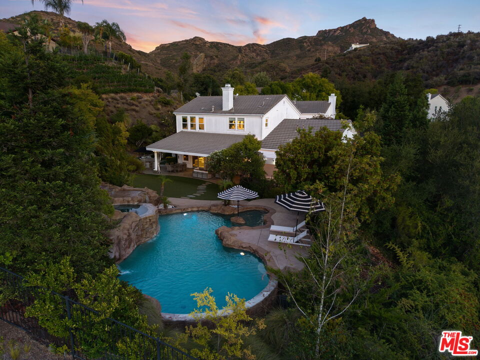 1416 Caitlyn Cir