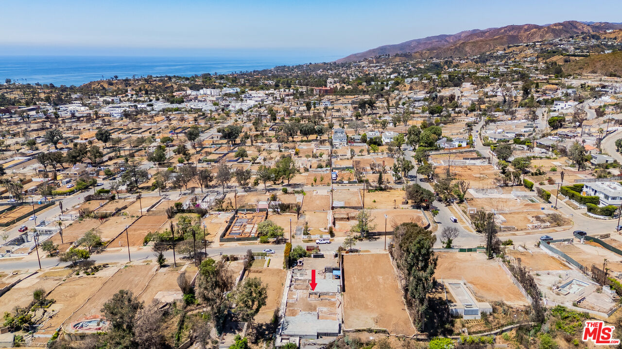 1144 Chautauqua Blvd