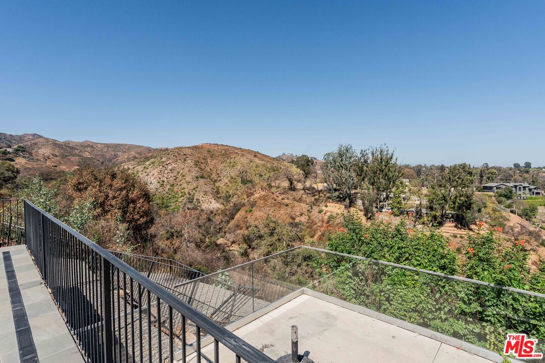 1144 Chautauqua Blvd