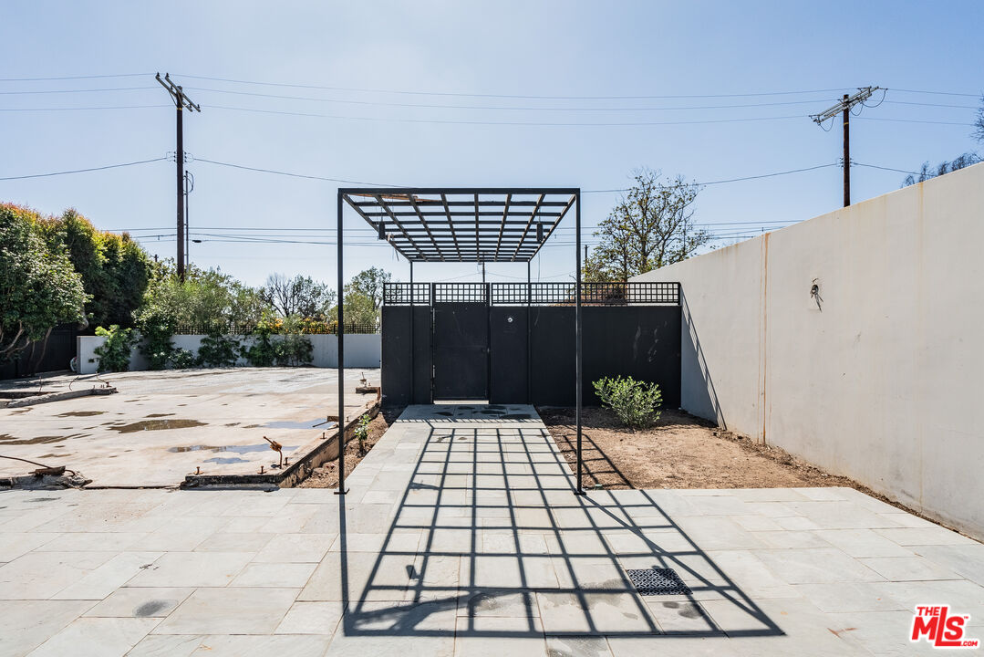 1144 Chautauqua Blvd