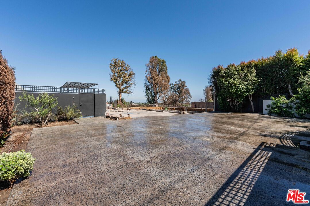 1144 Chautauqua Blvd