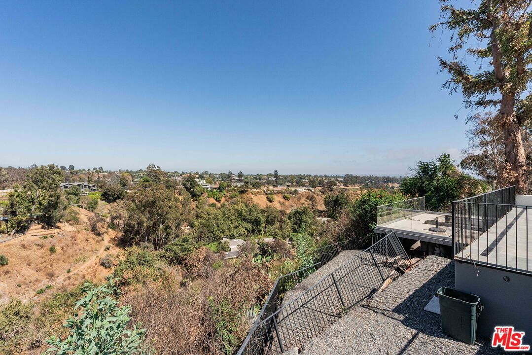 1144 Chautauqua Blvd