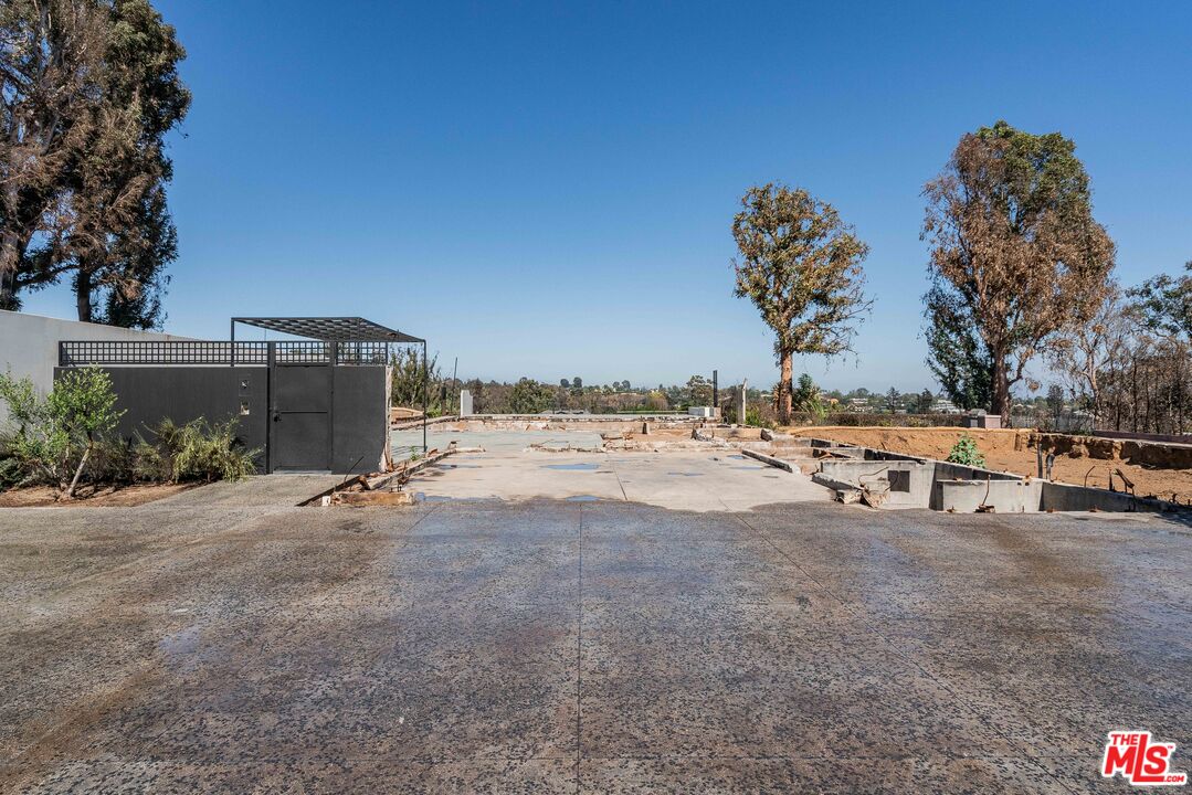 1144 Chautauqua Blvd
