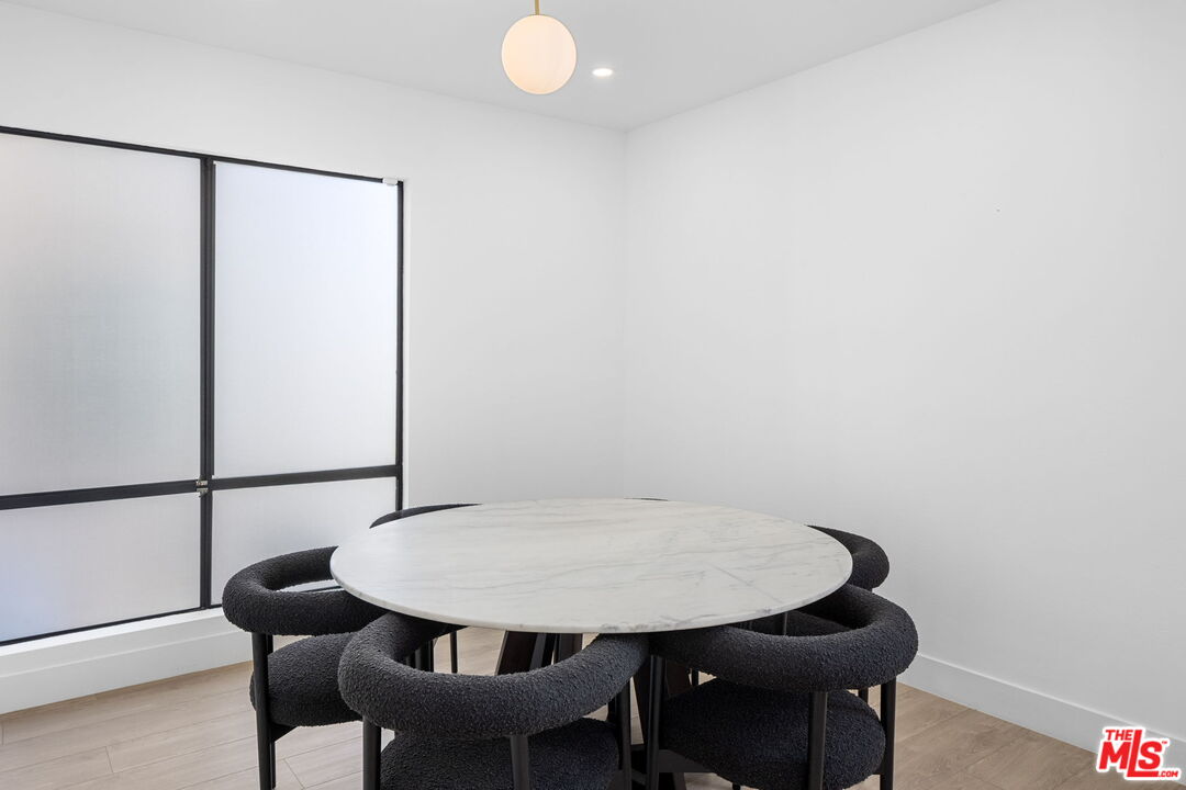 5254 Yarmouth Ave Unit: 47