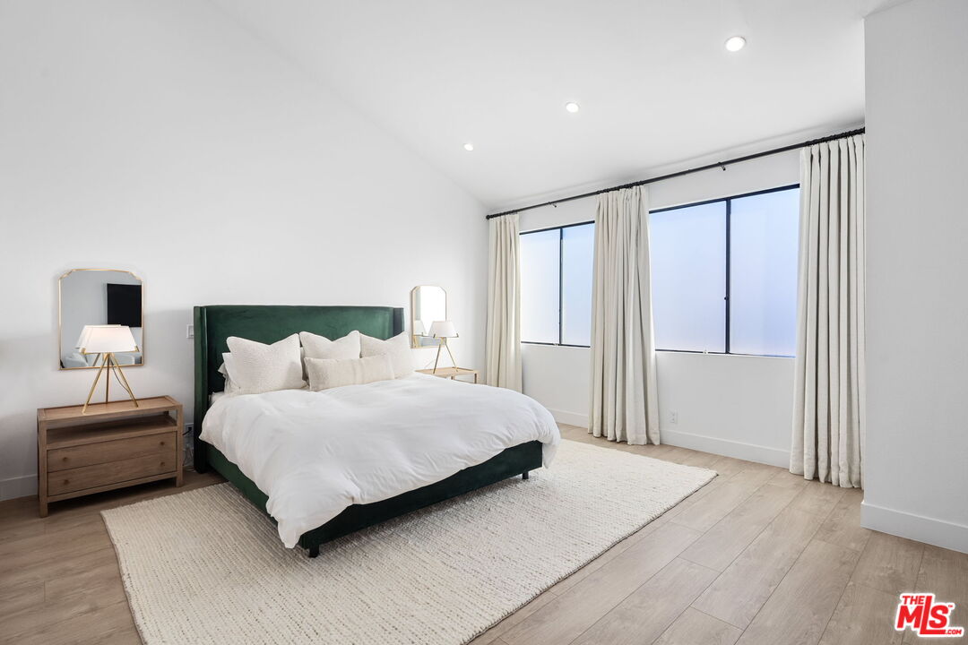 5254 Yarmouth Ave Unit: 47