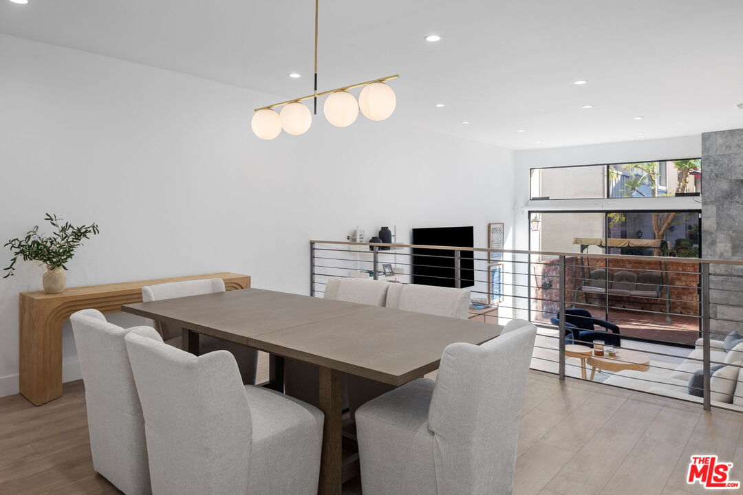 5254 Yarmouth Ave Unit: 47