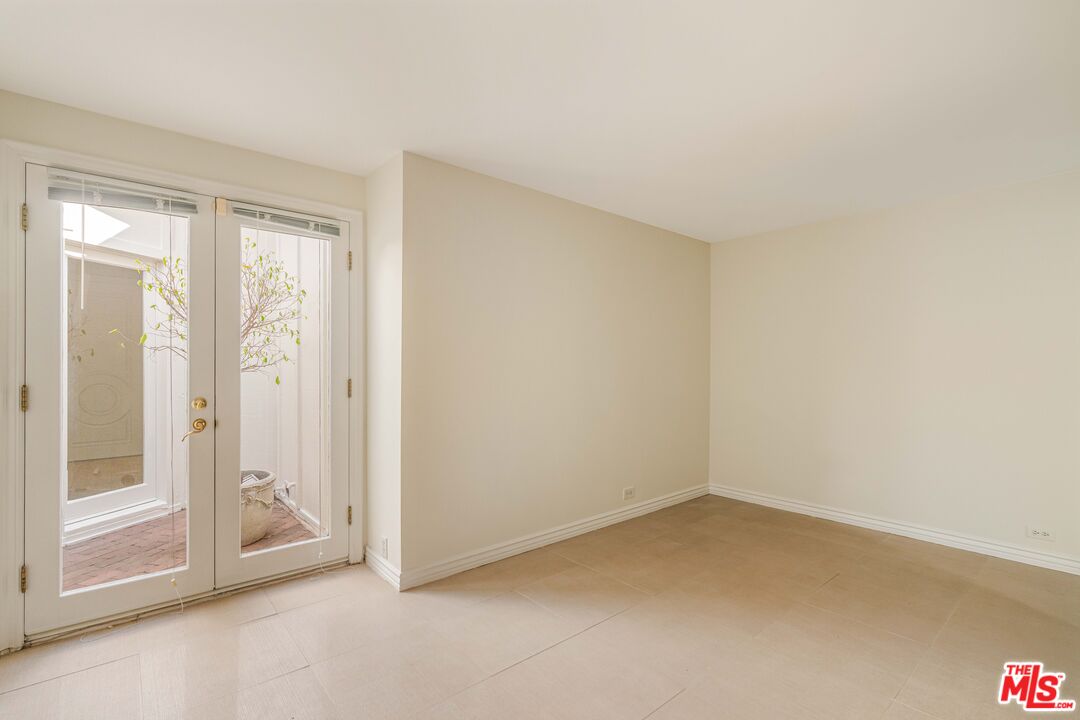 1200 El Hito Cir