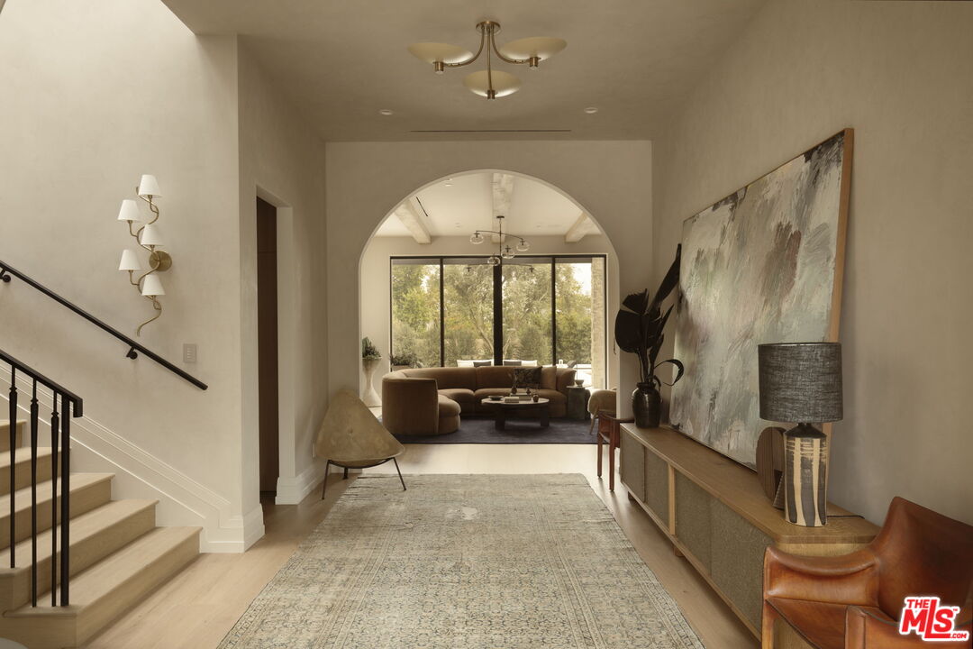 1186 Corsica Dr