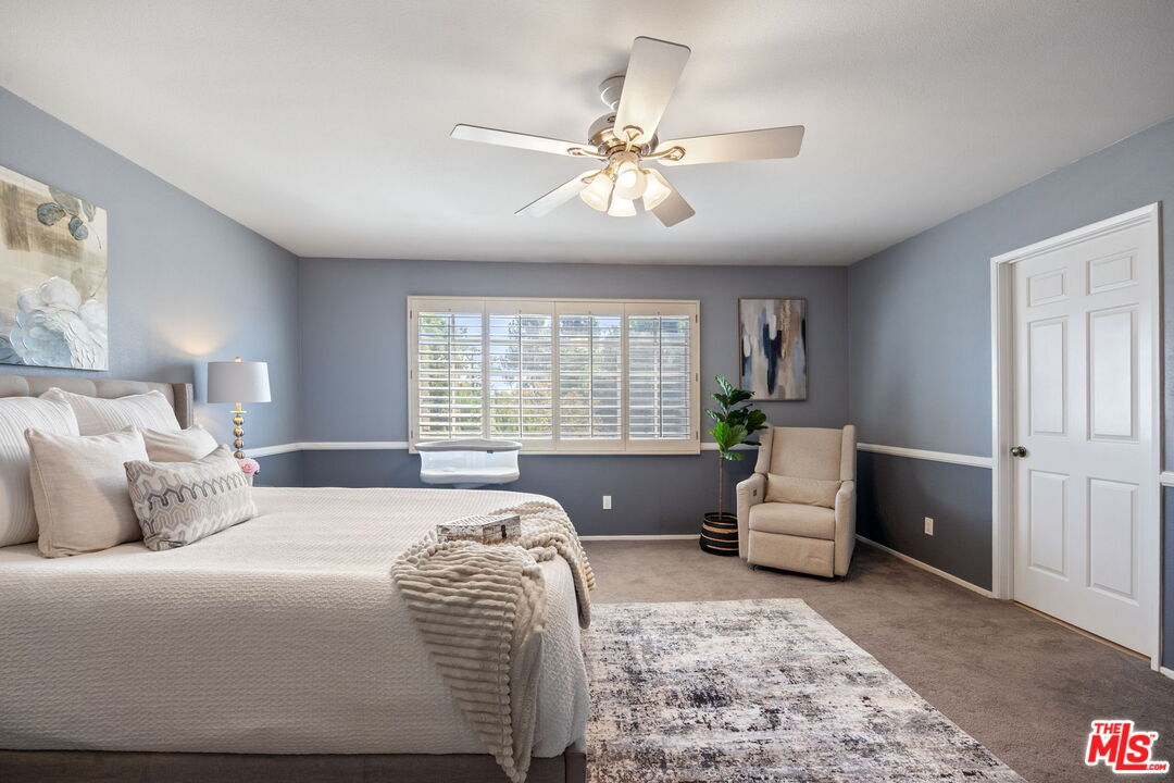 18135 Burbank Blvd Unit: 6
