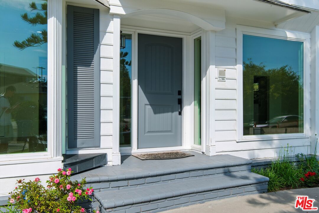 4640 Laurelgrove Ave