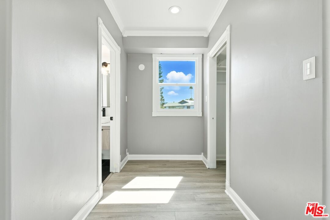 4640 Laurelgrove Ave