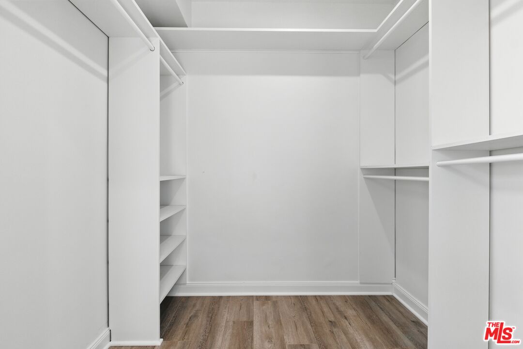 4640 Laurelgrove Ave