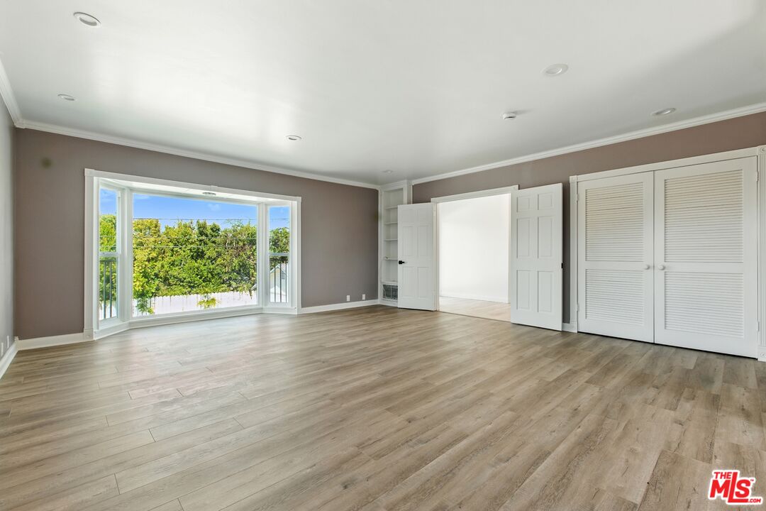 4640 Laurelgrove Ave