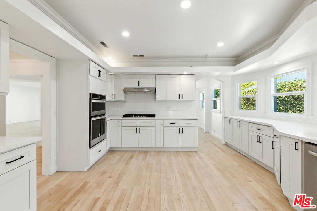 4640 Laurelgrove Ave