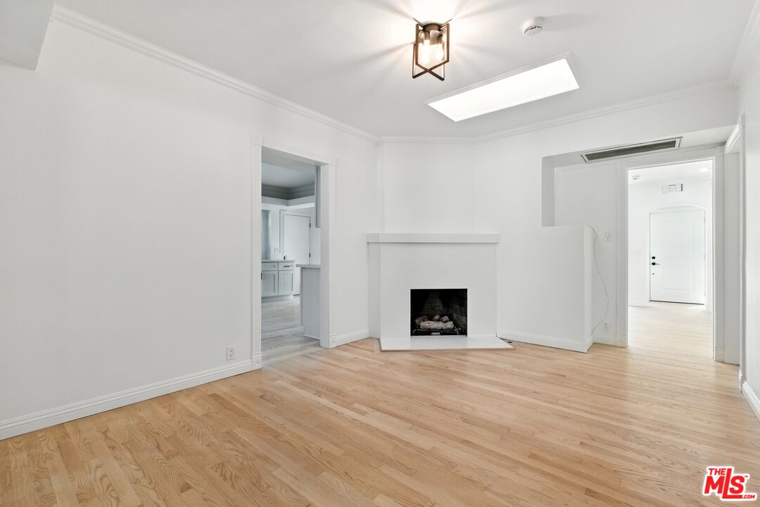 4640 Laurelgrove Ave