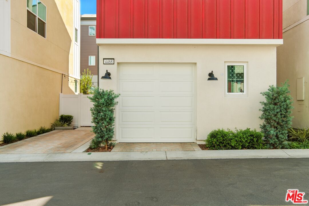 4468 S Bryant Paseo