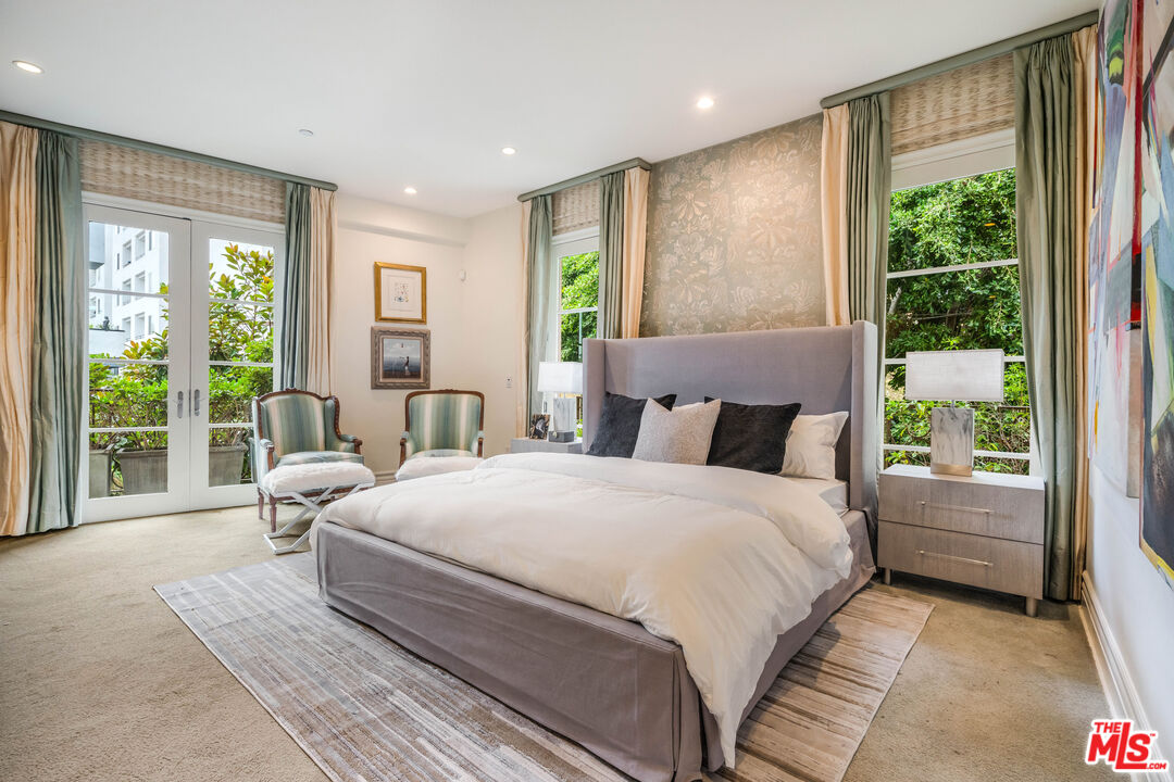 1230 Westholme Ave Unit: 104