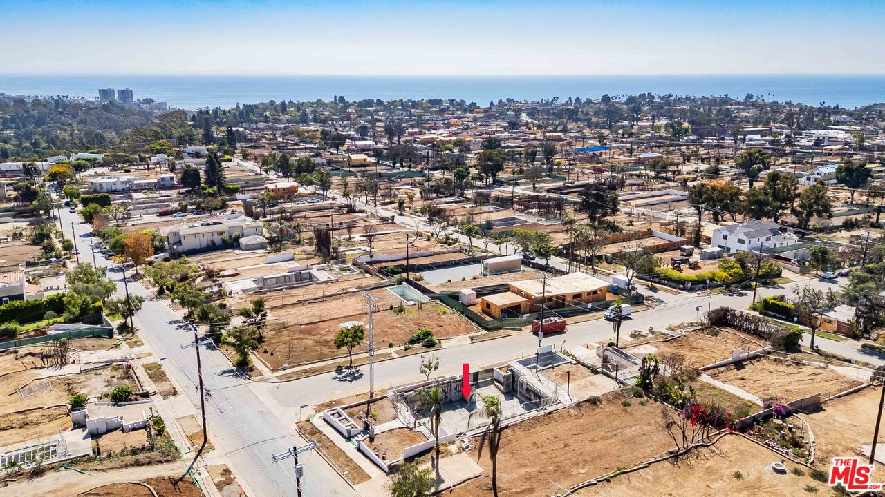 1101 Chautauqua Blvd