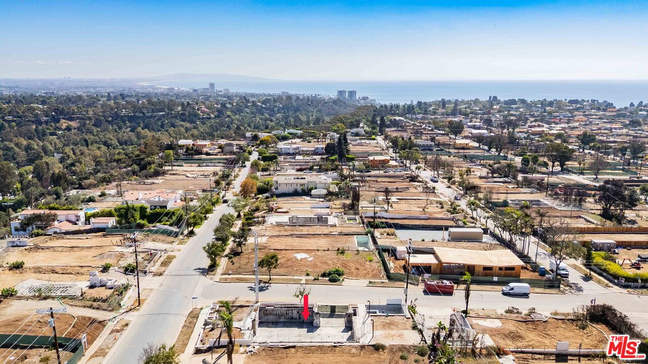 1101 Chautauqua Blvd