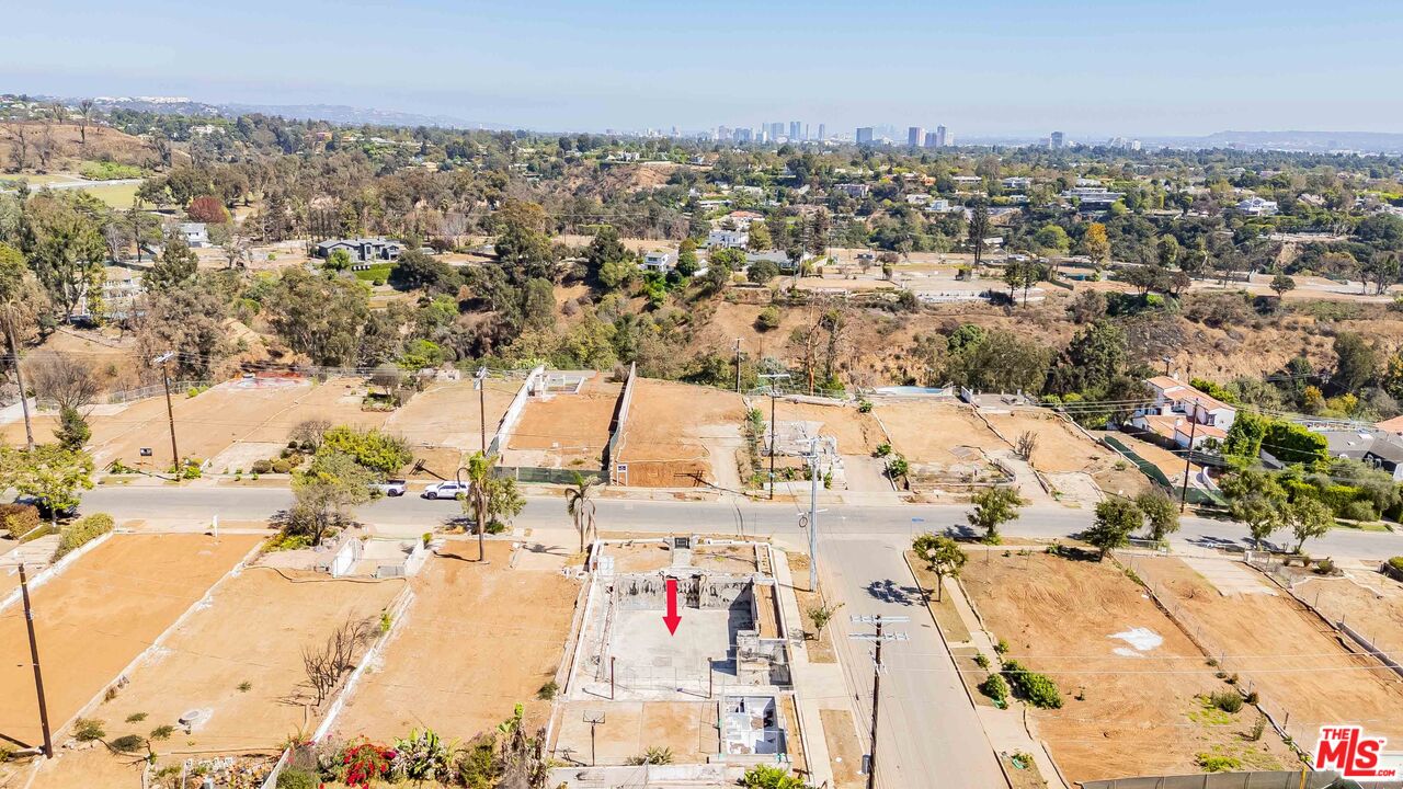 1101 Chautauqua Blvd
