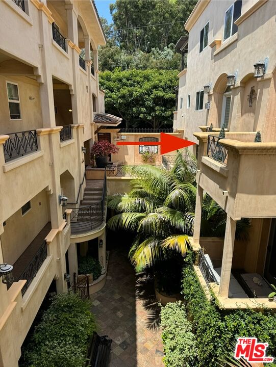 16123 W Sunset Blvd Unit: 305