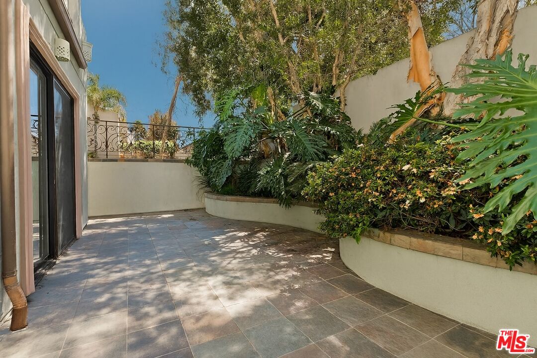 16000 W Sunset Blvd Unit: 103