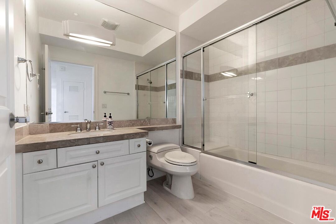 16000 W Sunset Blvd Unit: 103