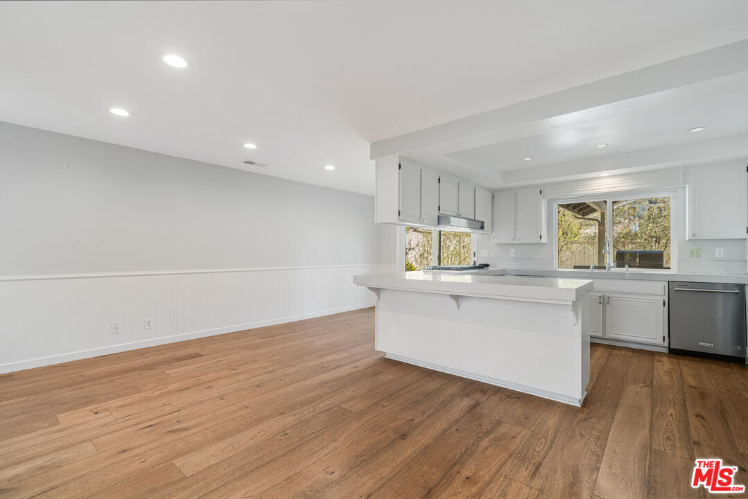 1316 Avenida De Cortez