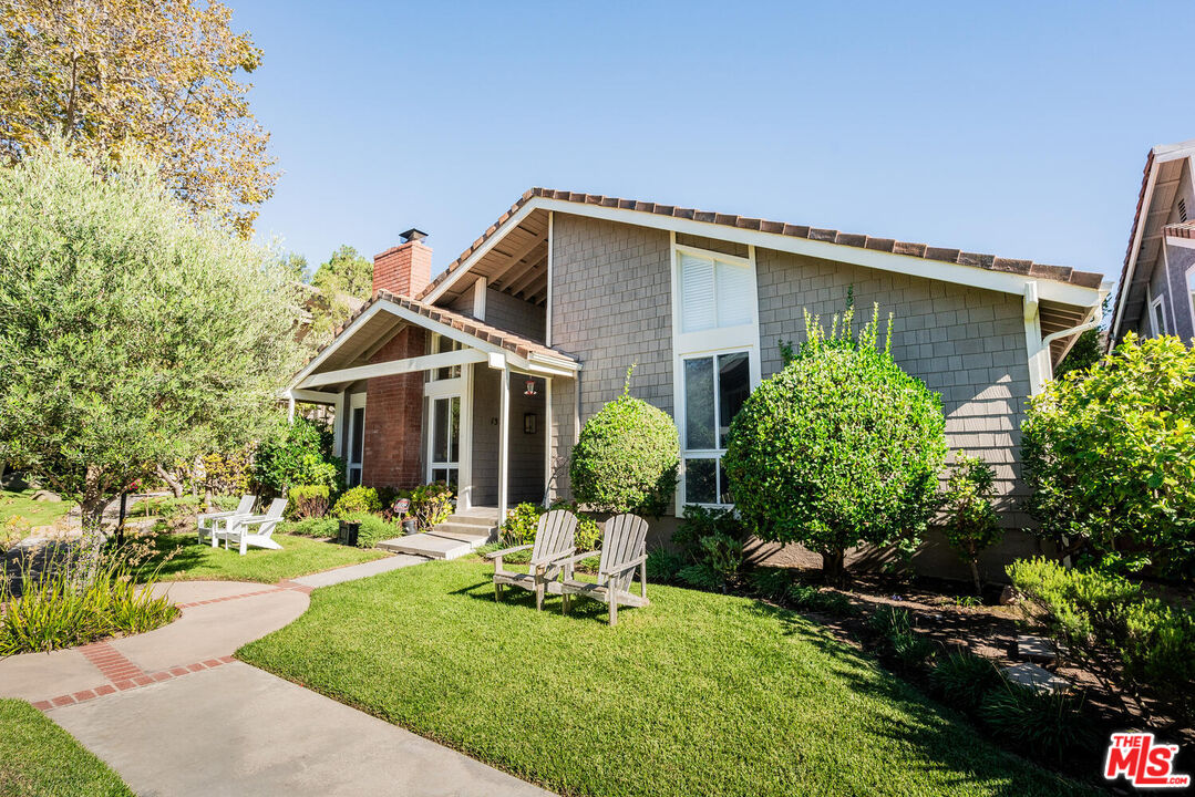 1316 Avenida De Cortez