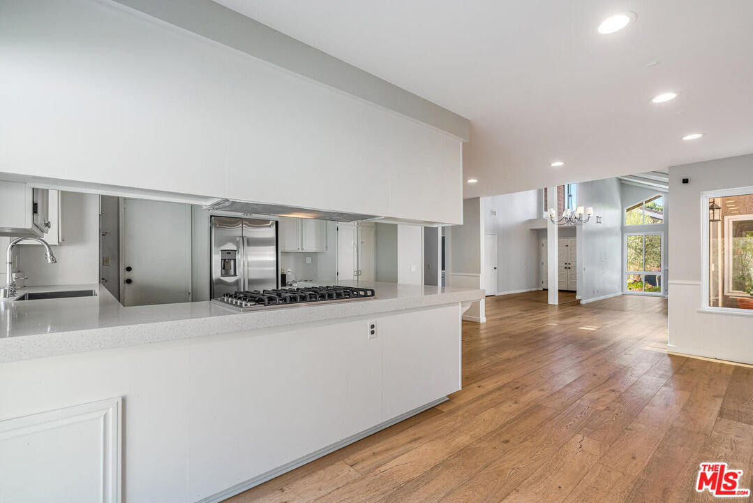 1316 Avenida De Cortez