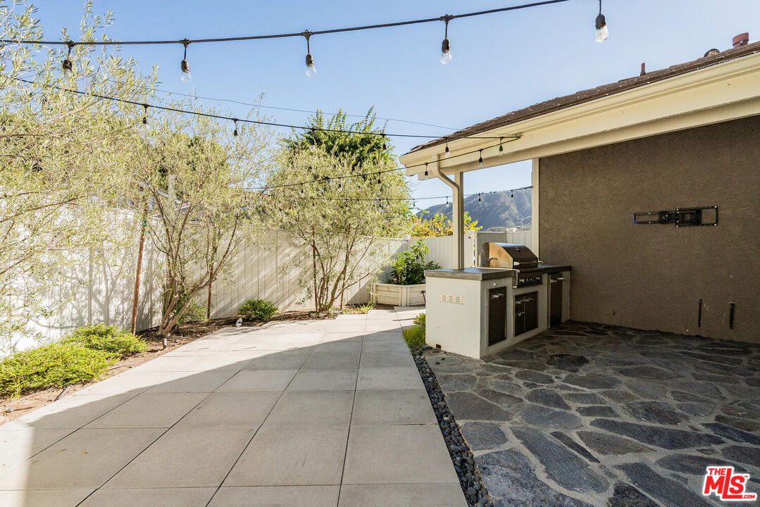 1316 Avenida De Cortez