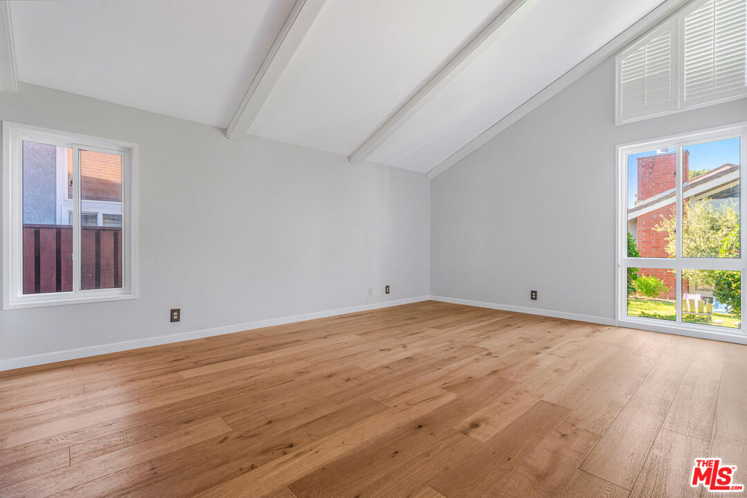 1316 Avenida De Cortez