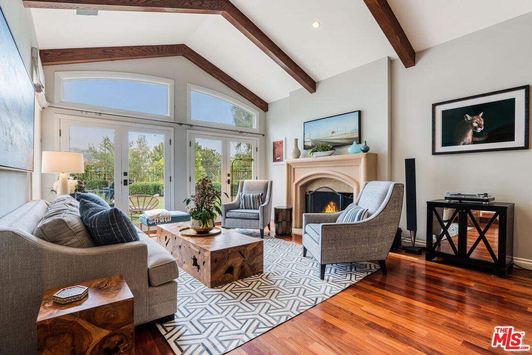 17589 Camino De Yatasto