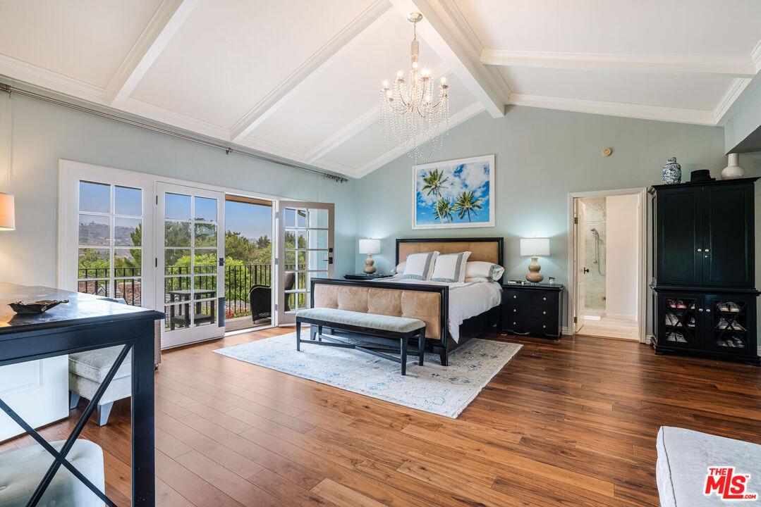 17589 Camino De Yatasto