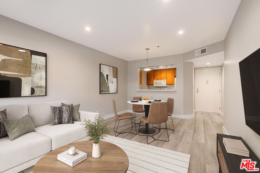 501 Palisades Dr Unit: 110