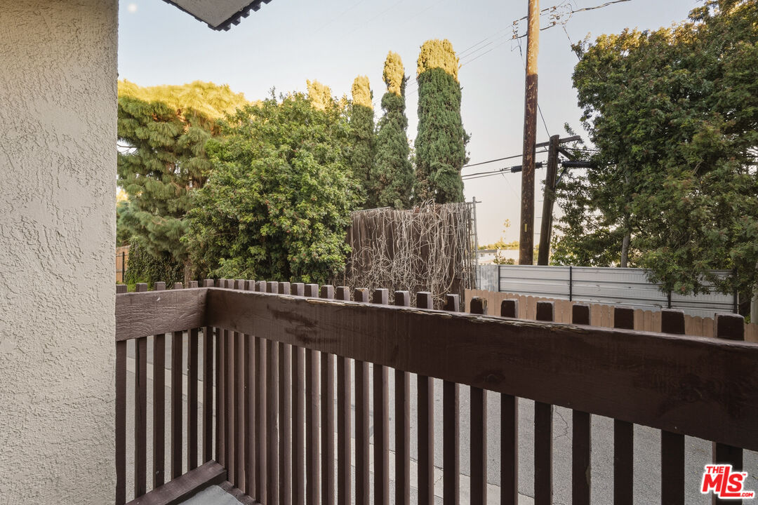 6050 Canterbury Dr Unit: F121