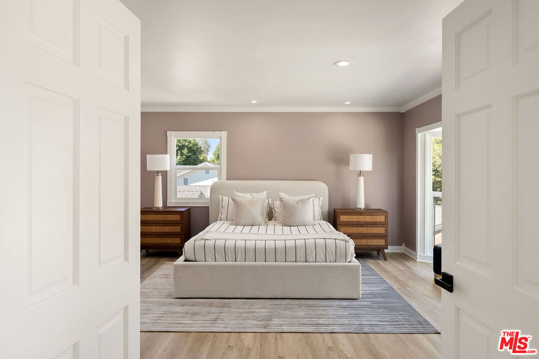 4640 Laurelgrove Ave