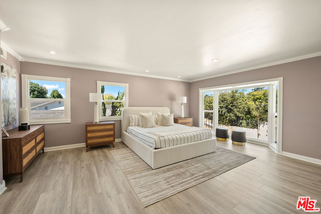 4640 Laurelgrove Ave