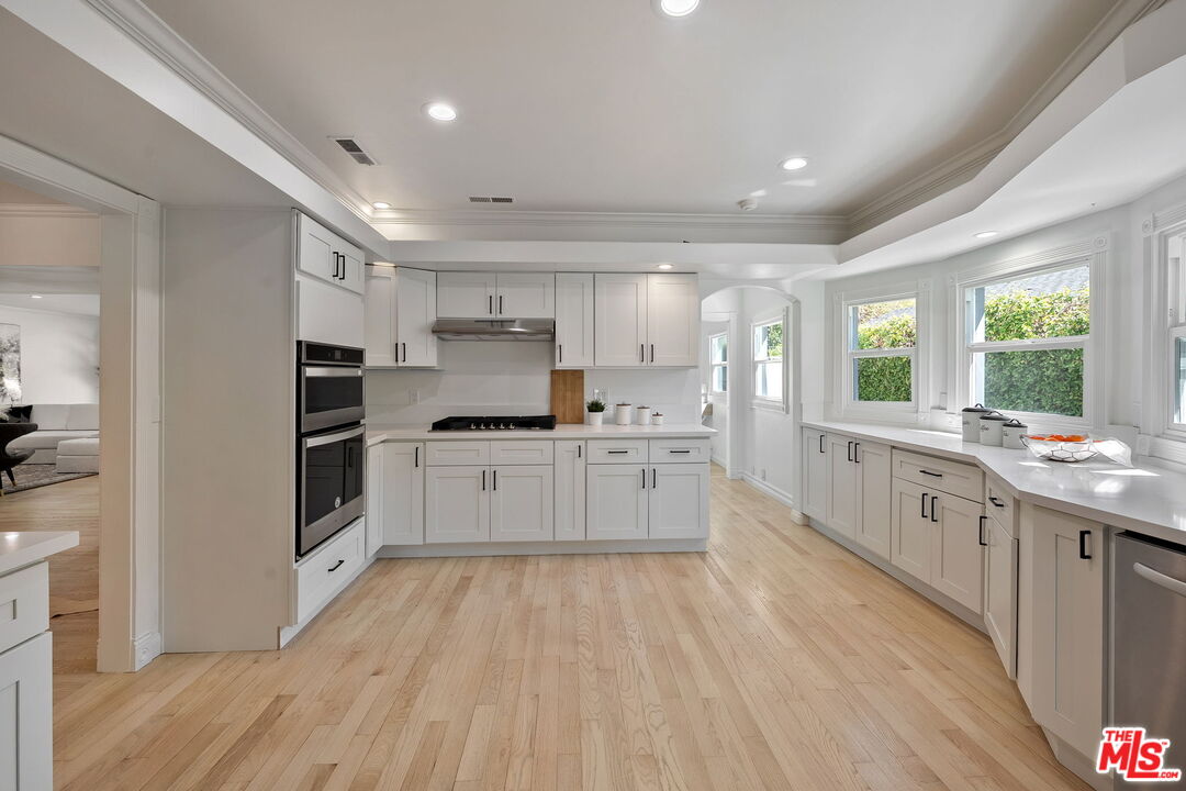 4640 Laurelgrove Ave