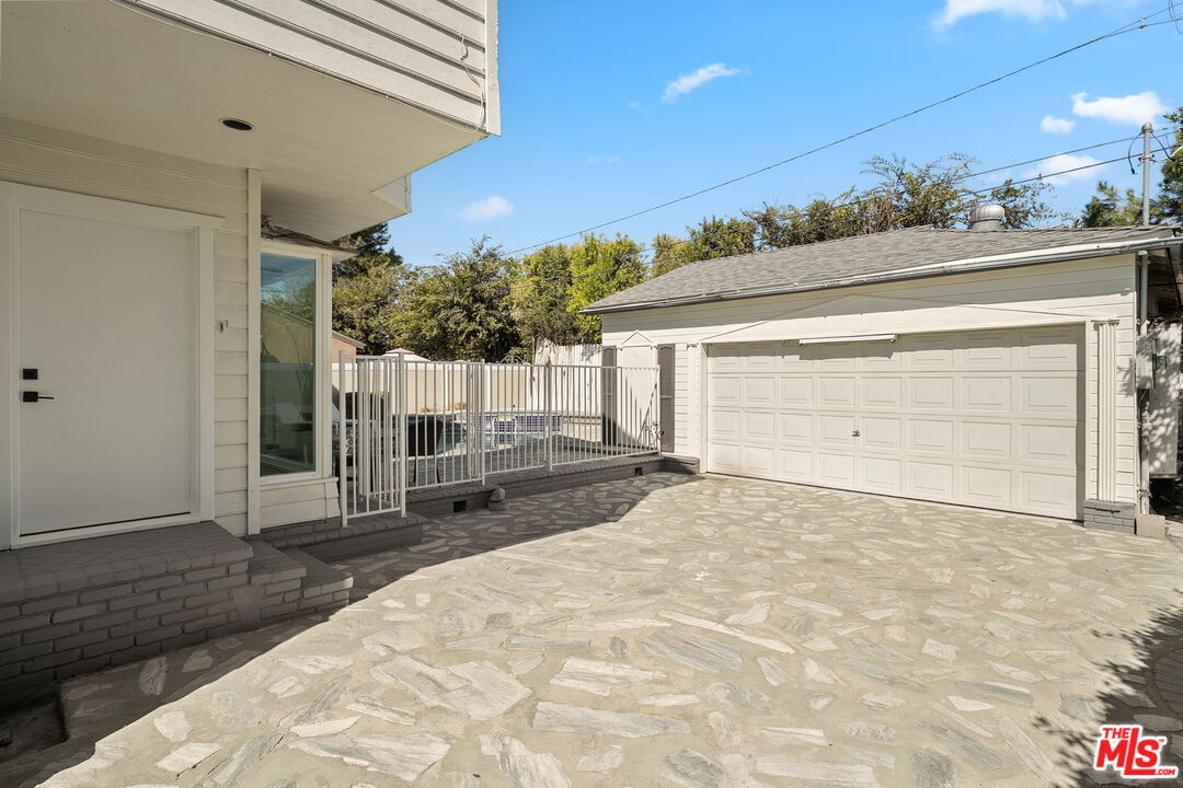 4640 Laurelgrove Ave