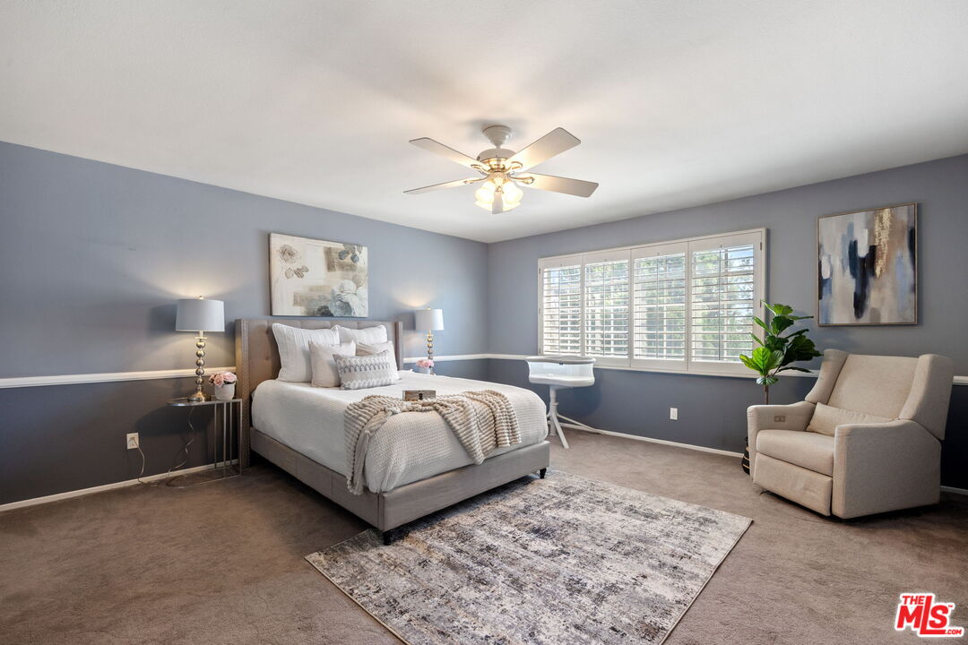 18135 Burbank Blvd Unit: 6