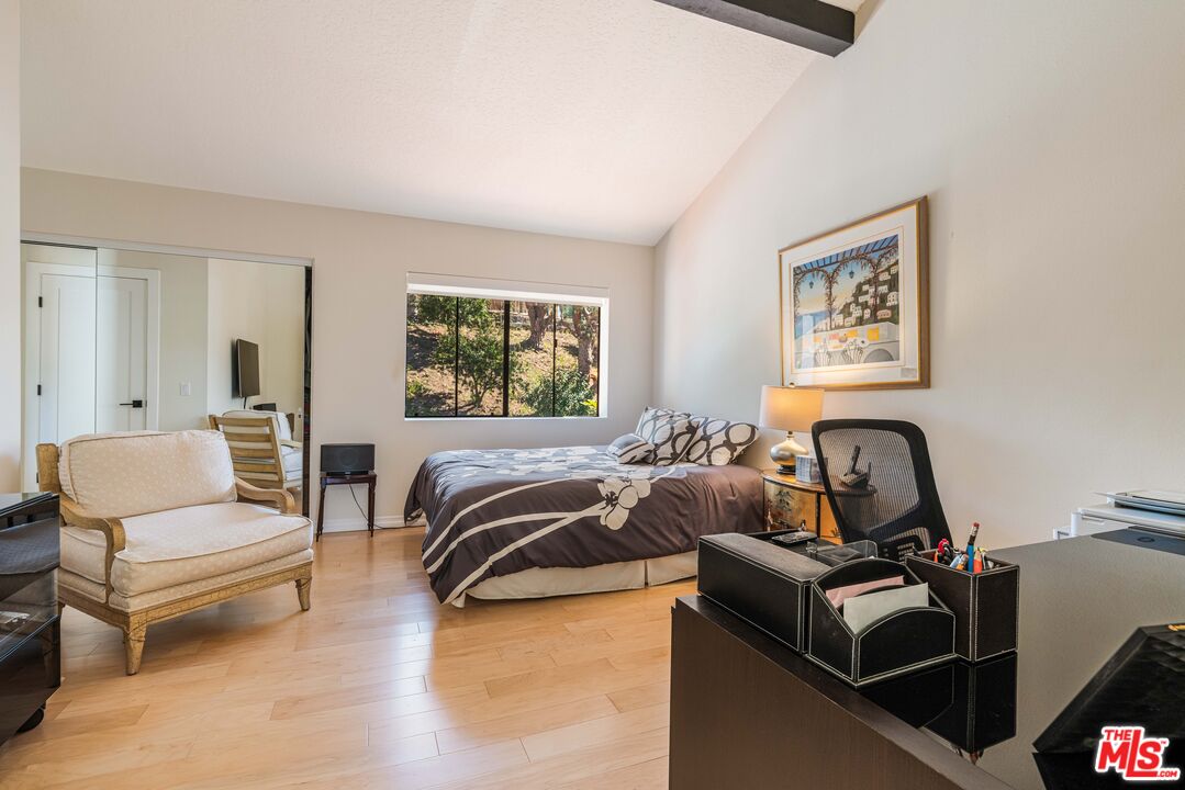 1666 Michael Ln