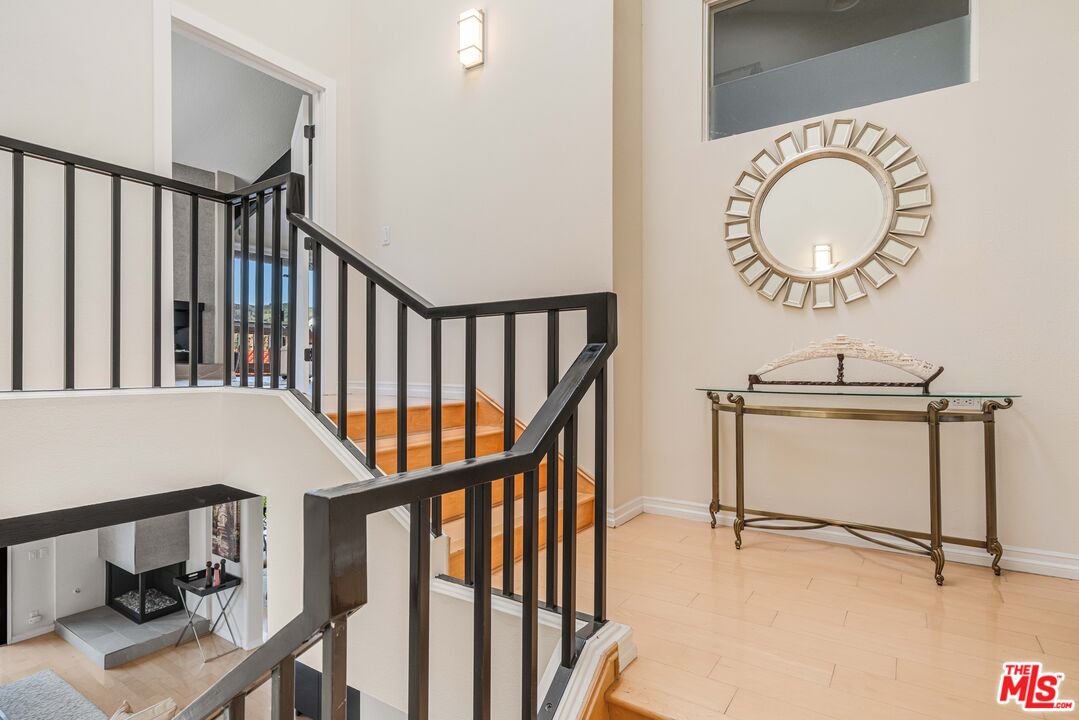 1666 Michael Ln