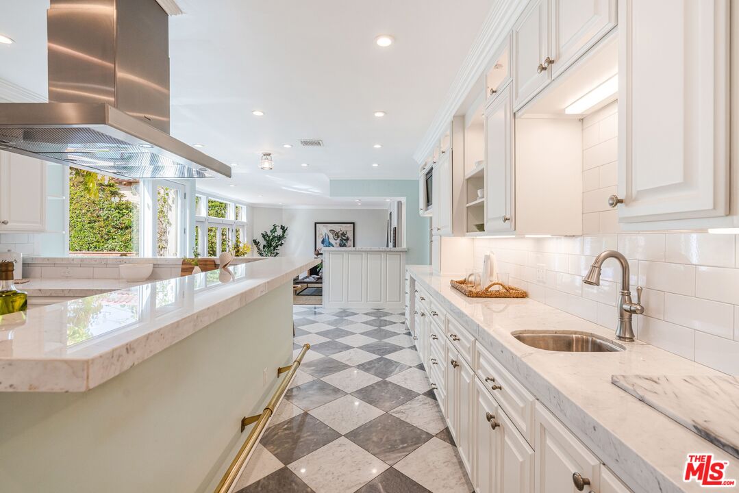 143 Marguerita Ave