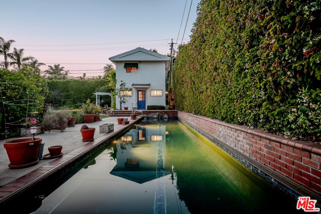 143 Marguerita Ave