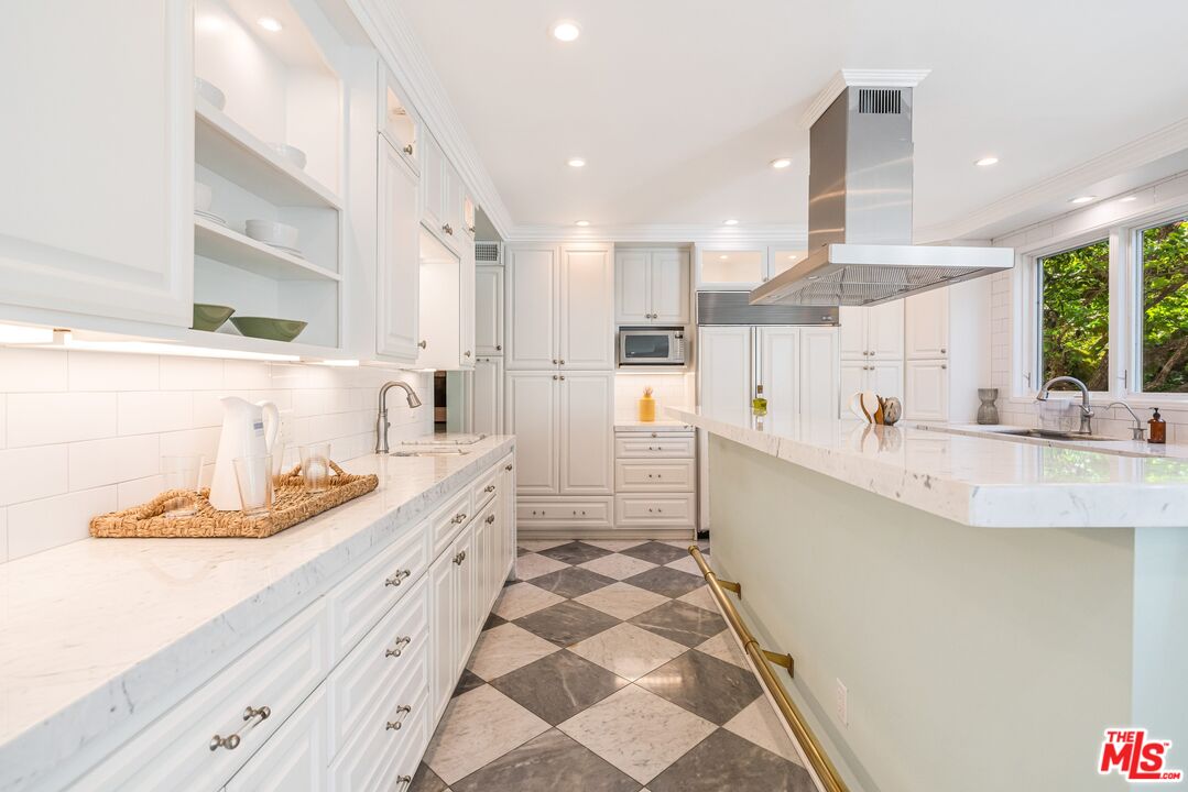 143 Marguerita Ave